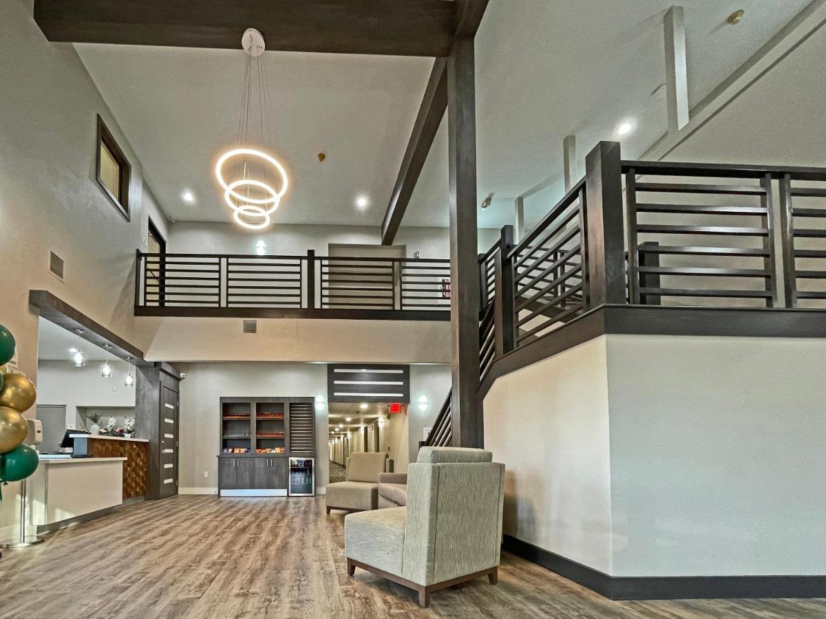 Quality Suites Houston Hobby Airport Экстерьер фото