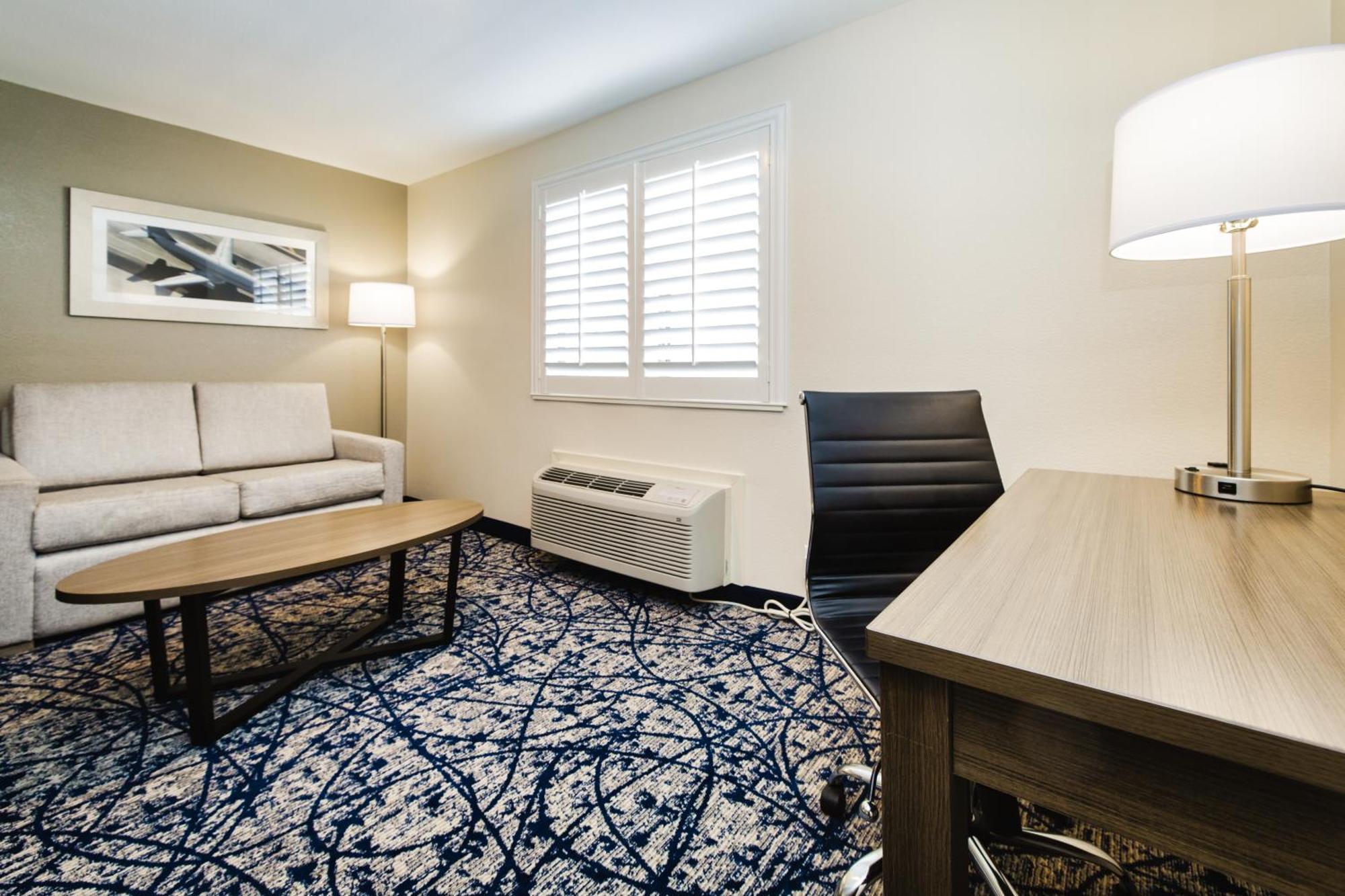 Quality Suites Houston Hobby Airport Экстерьер фото