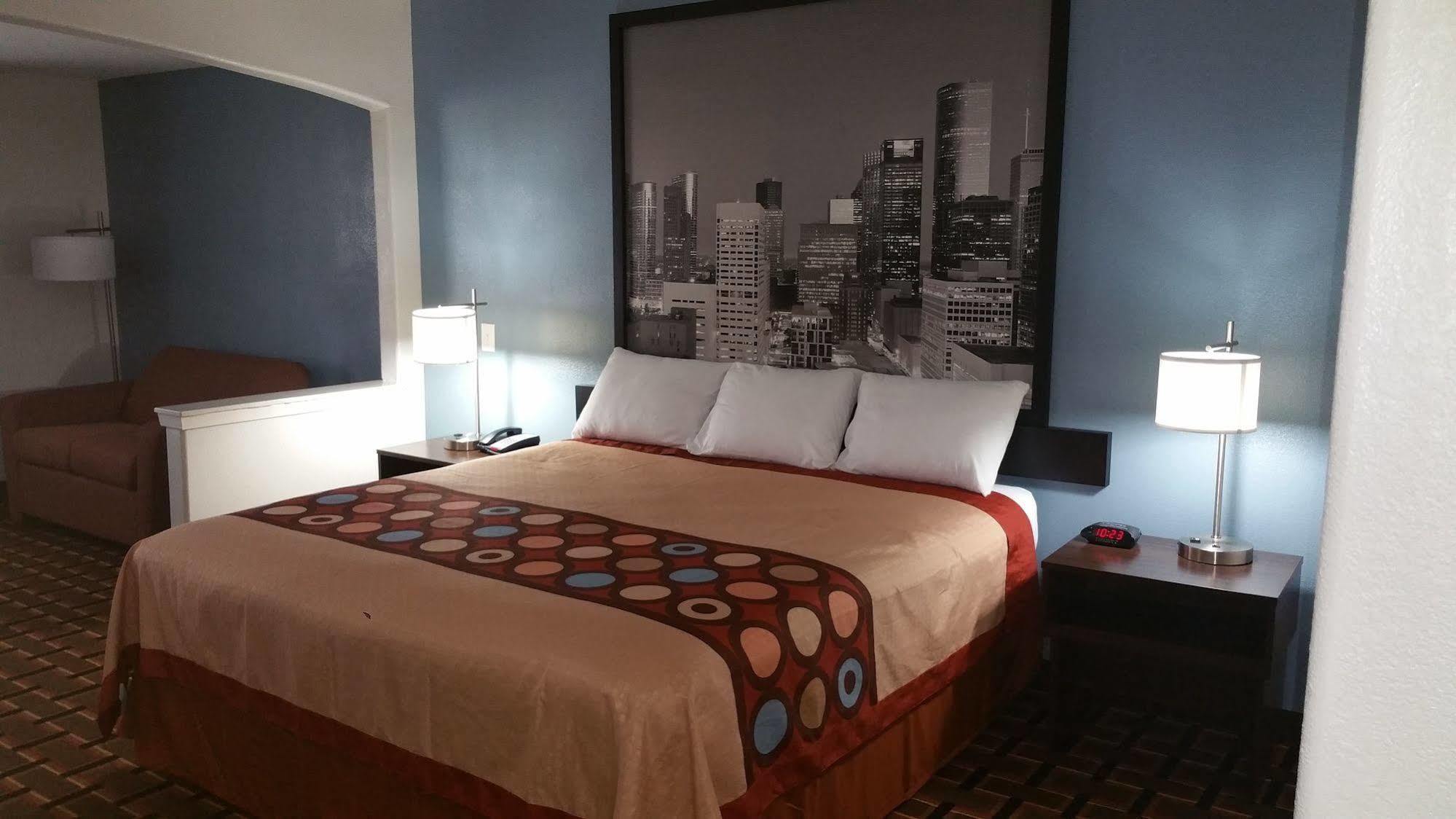 Quality Suites Houston Hobby Airport Экстерьер фото